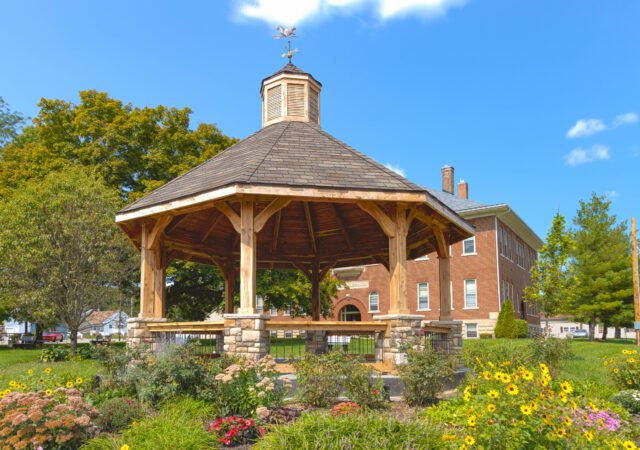 Lakeside-Majestic-Gazebo-2