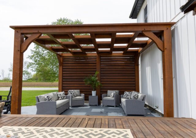 Timber-Resort-Pergola-2